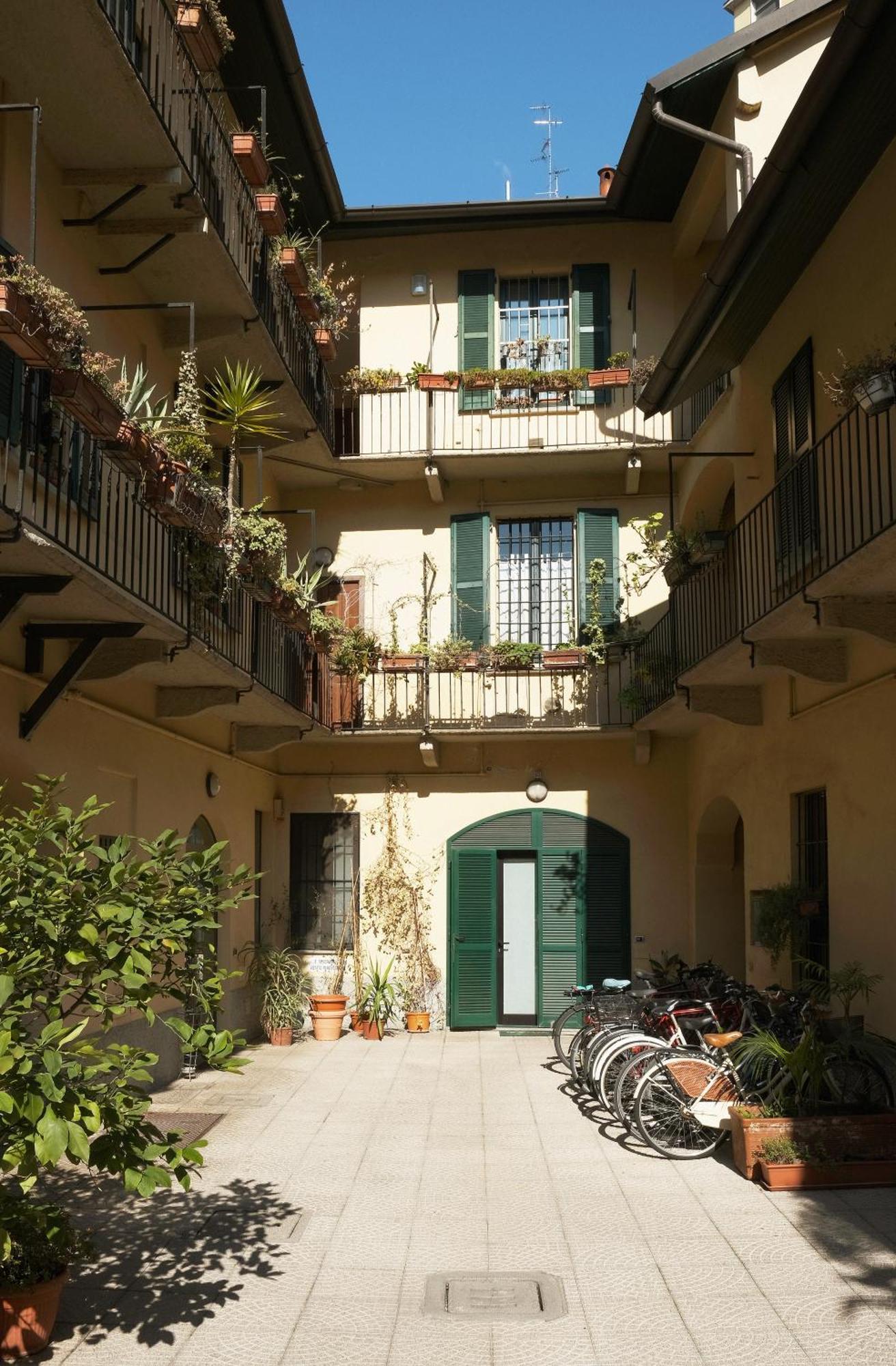 Comecasa Bright Terraced Apartment In Porta Romana Vicino Clinica Mangiagalli Milánó Kültér fotó